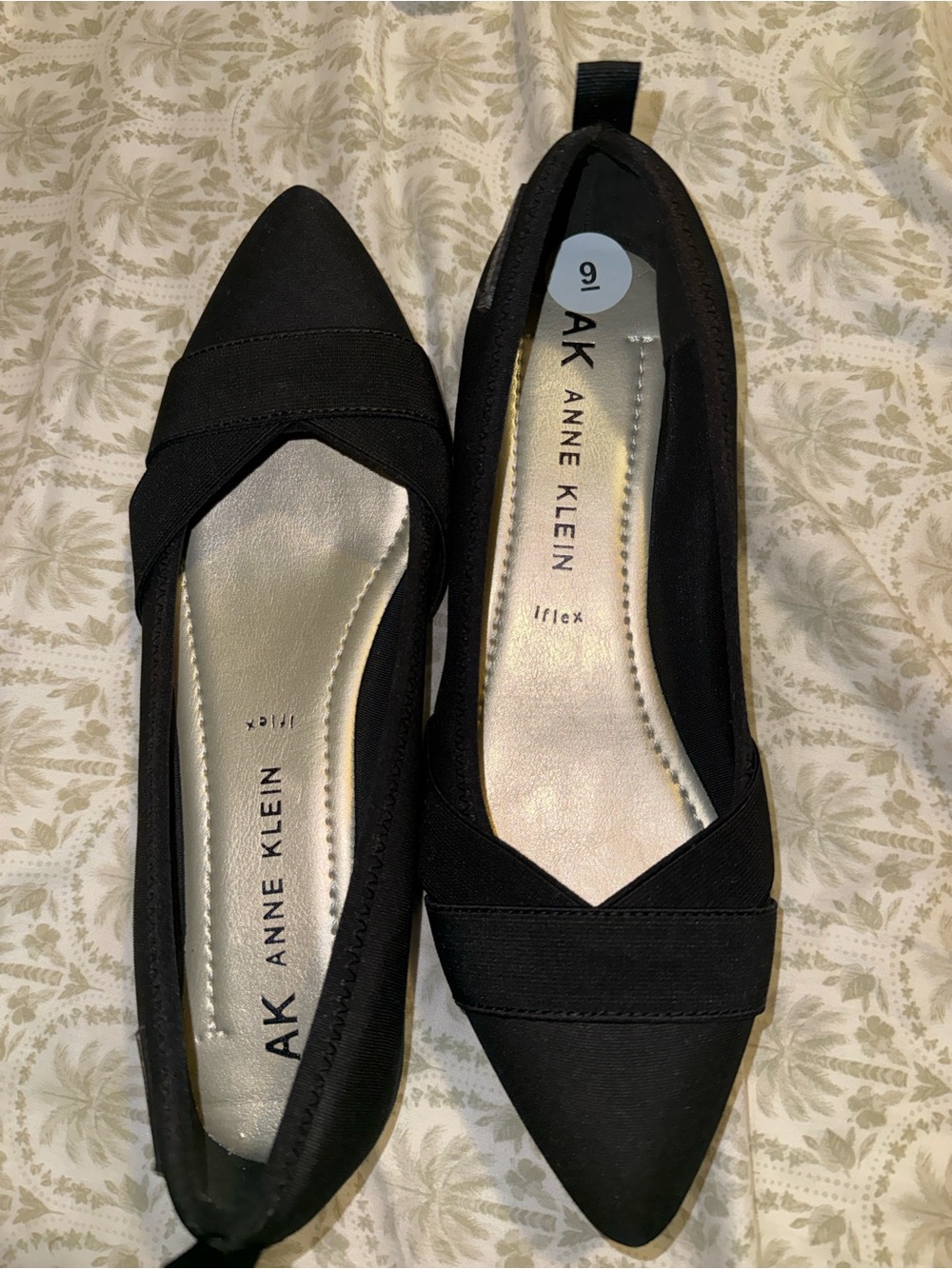 Anne Klein Black Pointed-Toe Slip-On Flats